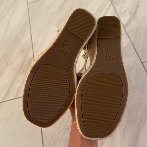 Mix No. 6 Gold Wedges - Picture 2 of 6